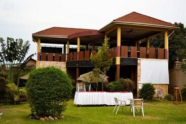 בית מלון כפרי Glory Summit