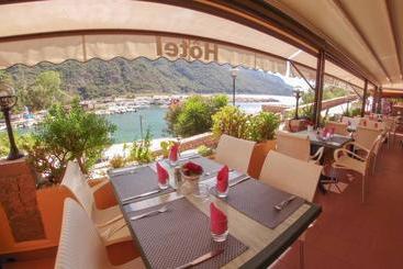 هتل Hôtel Le Romantique