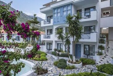 Отель Kassandra Boutique