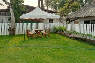 בית מלון כפרי Vijitporn House