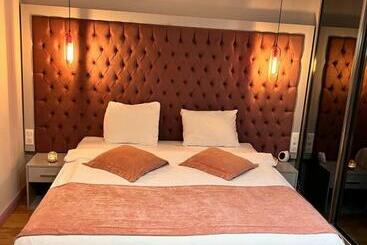 膳宿费 Paris Luxury Guest House   Cdg Aéroport