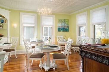 مبيت وإفطار Atlantean Cottage