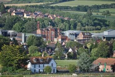 مبيت وإفطار Lower Bryanston Farm