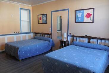 בית מלון כפרי De La Gare