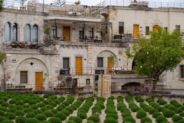 ホテル Design Cave