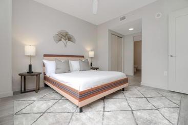 هتل Mint House Downtown Miami