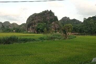 هتل Rustic Houses Tam Coc