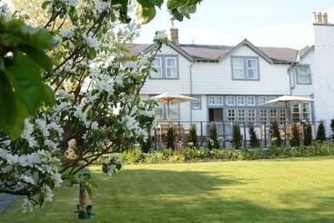 בית מלון כפרי Scourie