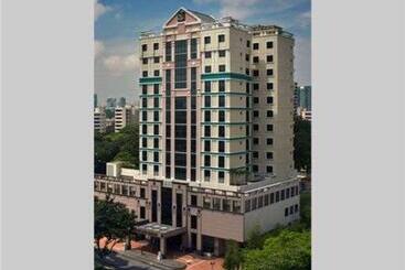 هتل Holiday Inn Express & Suites Singapore Novena, An Ihg