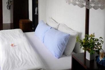 בית מלון כפרי Brassiere Beach