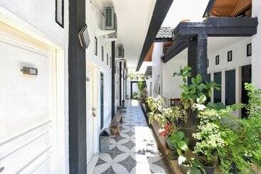 הוסטל Homestay Rumah Puti By Oyo Rooms