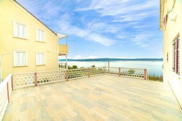 Apartments Rozarija 4224