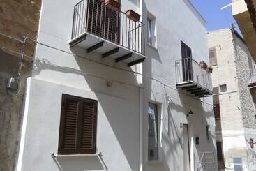 تختخواب و صبحانه Agrigentumbreakfast