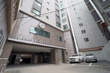 Browndot Hotel   Gold