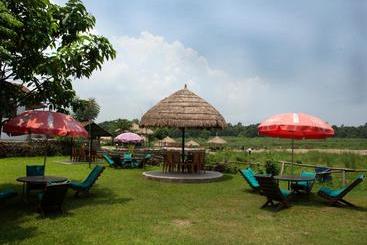 Hotel Spot On 486  Holy Lodge