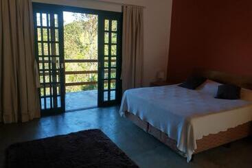 ホテル Pousada Vale Das Araucárias