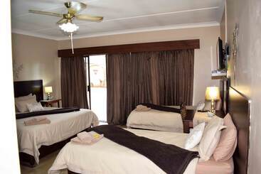 פנסיון Gemstone Guest House