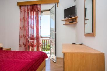 Apartments Bilić