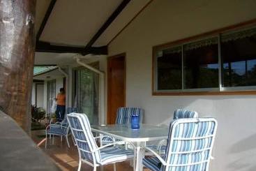 هتل Cabañas Anariki
