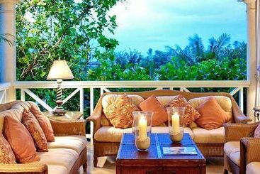 관광객 아파트 Villa Calliaqua