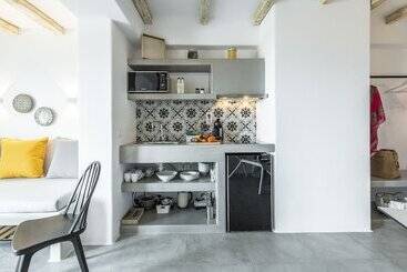 Апартаменты Aelia Suites Milos