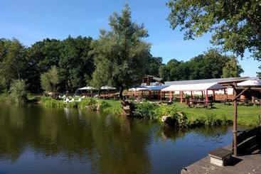 فندق صغير & Ferienpark Fleether Mühle