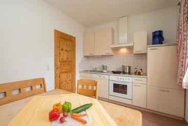 هتل Pension Hubertus