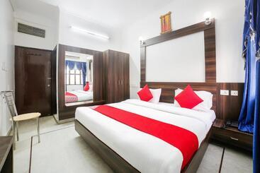 فندق Shri Sai Residency