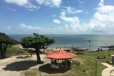 هتل Hôtel Des Amandiers