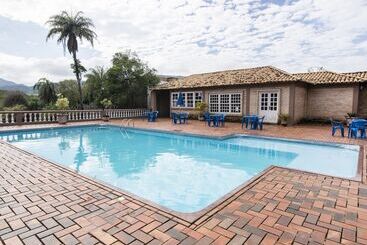 호텔 Pousada Serra Do Ouro