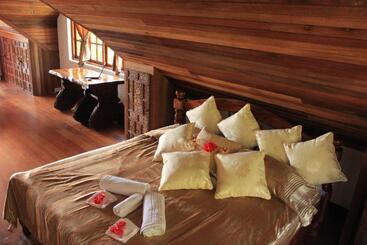 פנסיון Kaz Ladouceur