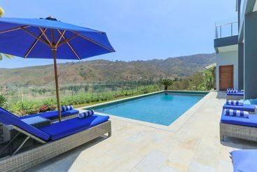 Жильё для туристов Villa K Lombok