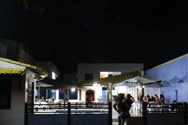 בית מלון כפרי Pousada Praia Da Ribeira Clube