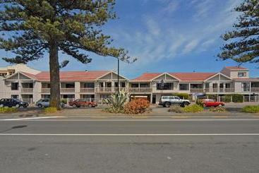 مُتل Edgewater Motor Lodge