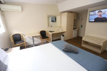 مُتل Sleepy Hill Motor Inn