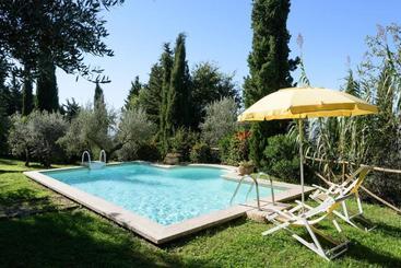 Villa Serena & Dépendances