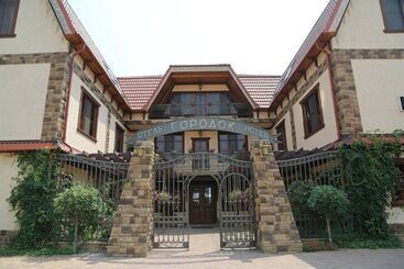 Отель Gorodok