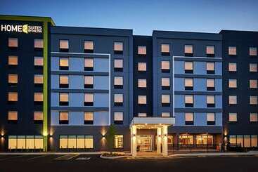 هتل Home2 Suites By Hilton Brantford