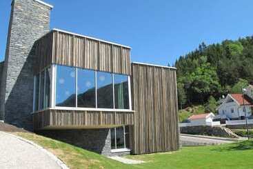 호텔 L Eikerapen Gjestegard