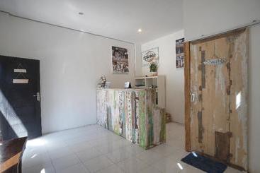 膳宿费 Cajoma Guesthouse By Oyo Rooms