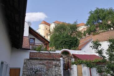 ユースホステル Castle Wall Inn