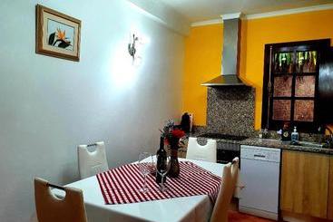 Cantinho Rural Camacha