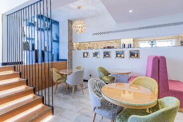 Отель Ibis Styles Chaves