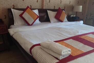 ホテル Pushkar Vela Resort