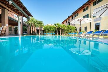 بنسيون Villa Pace