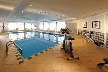 The Glacier Hotel   Ex Eurotel Victoria