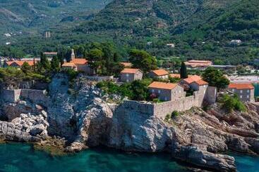 호텔 California By Aycon