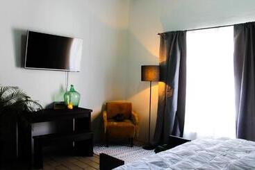 בית מלון כפרי Casa Lobe