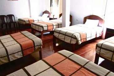 فندق Catari's House