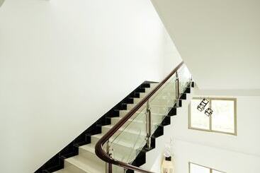 Hotel Jing Pin Century